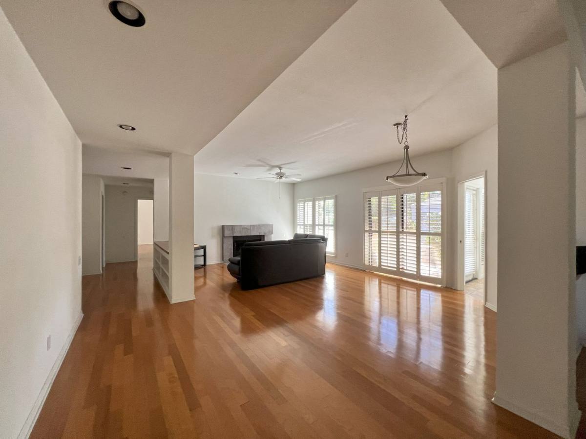 Condo for rent at 7272 E Gainey Ranch Rd, Scottsdale, AZ 85258