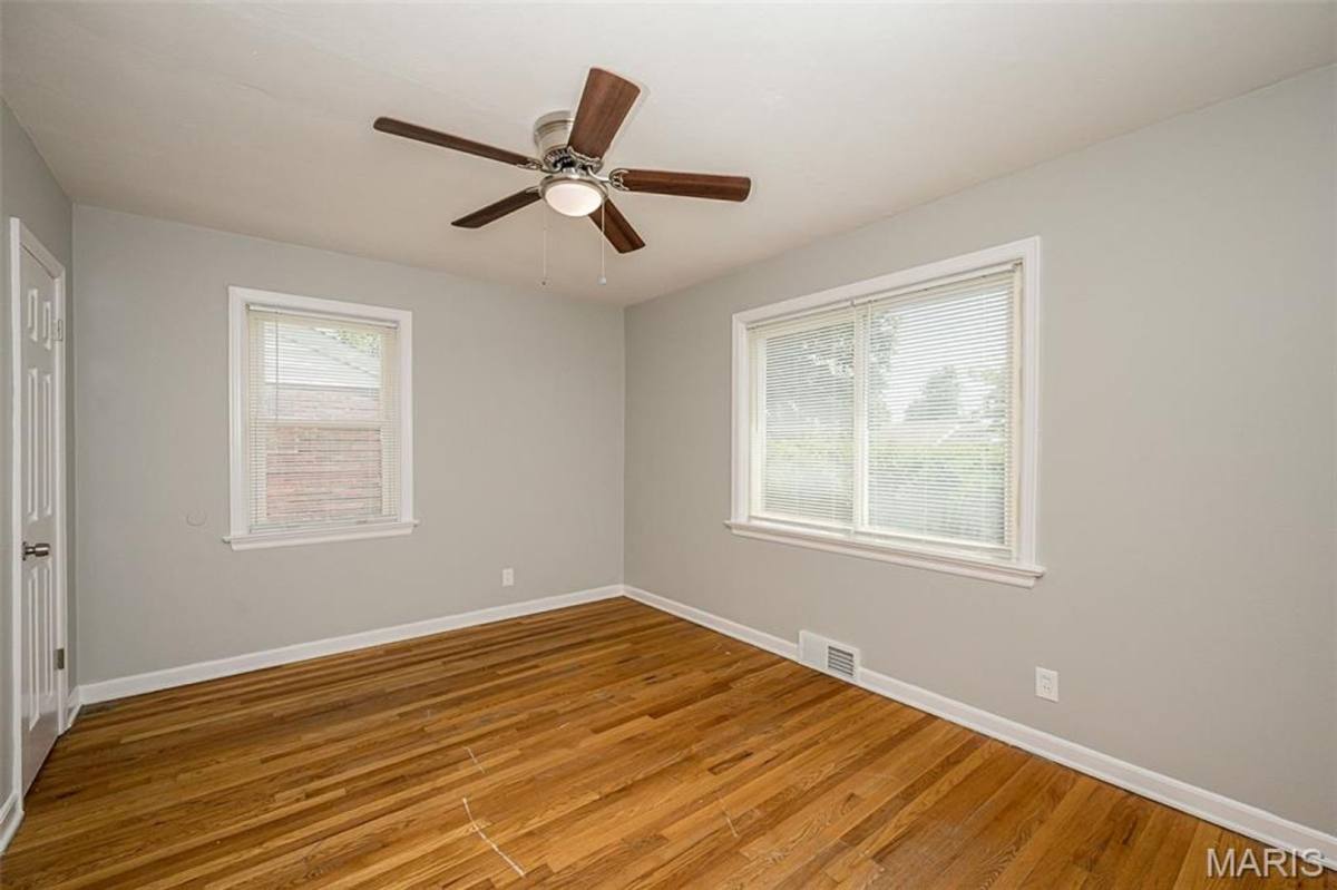 House for rent at 1225 Newark, Saint Louis, MO 63137