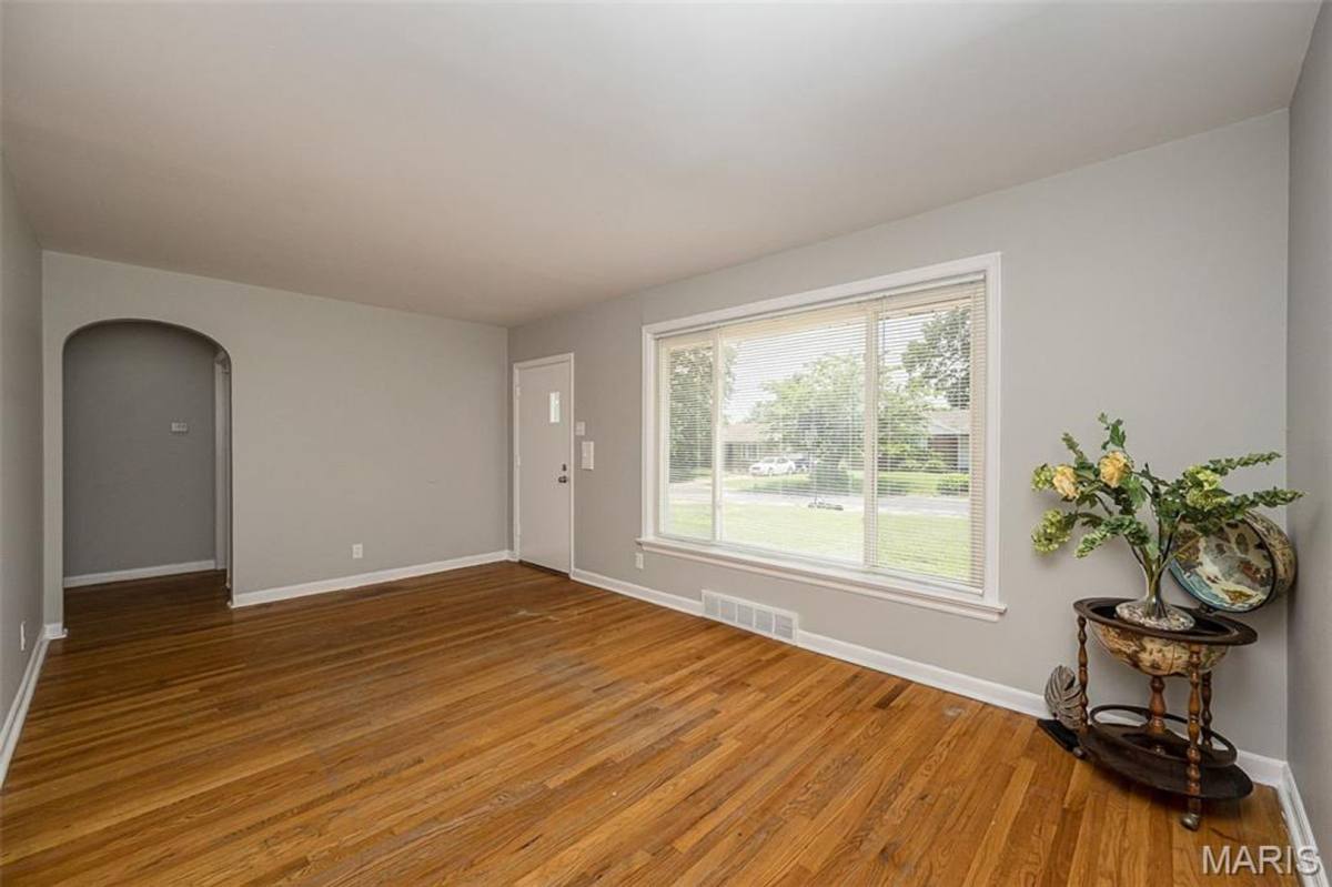 House for rent at 1225 Newark, Saint Louis, MO 63137