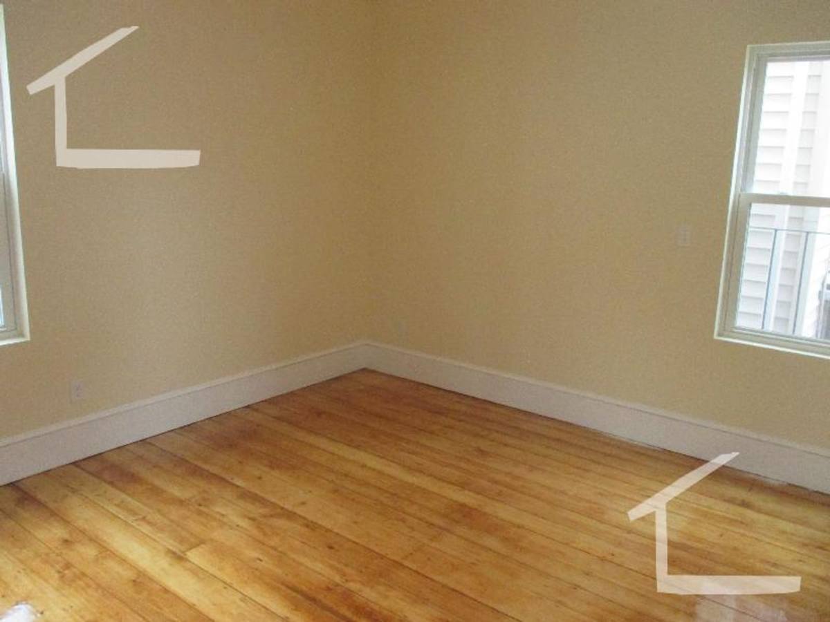 Apartment for rent at 5 Smythe St #2, Brookline, MA 02445