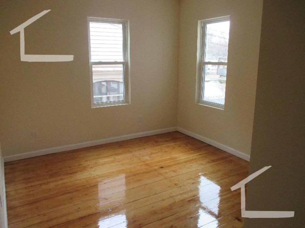 Apartment for rent at 5 Smythe St #2, Brookline, MA 02445