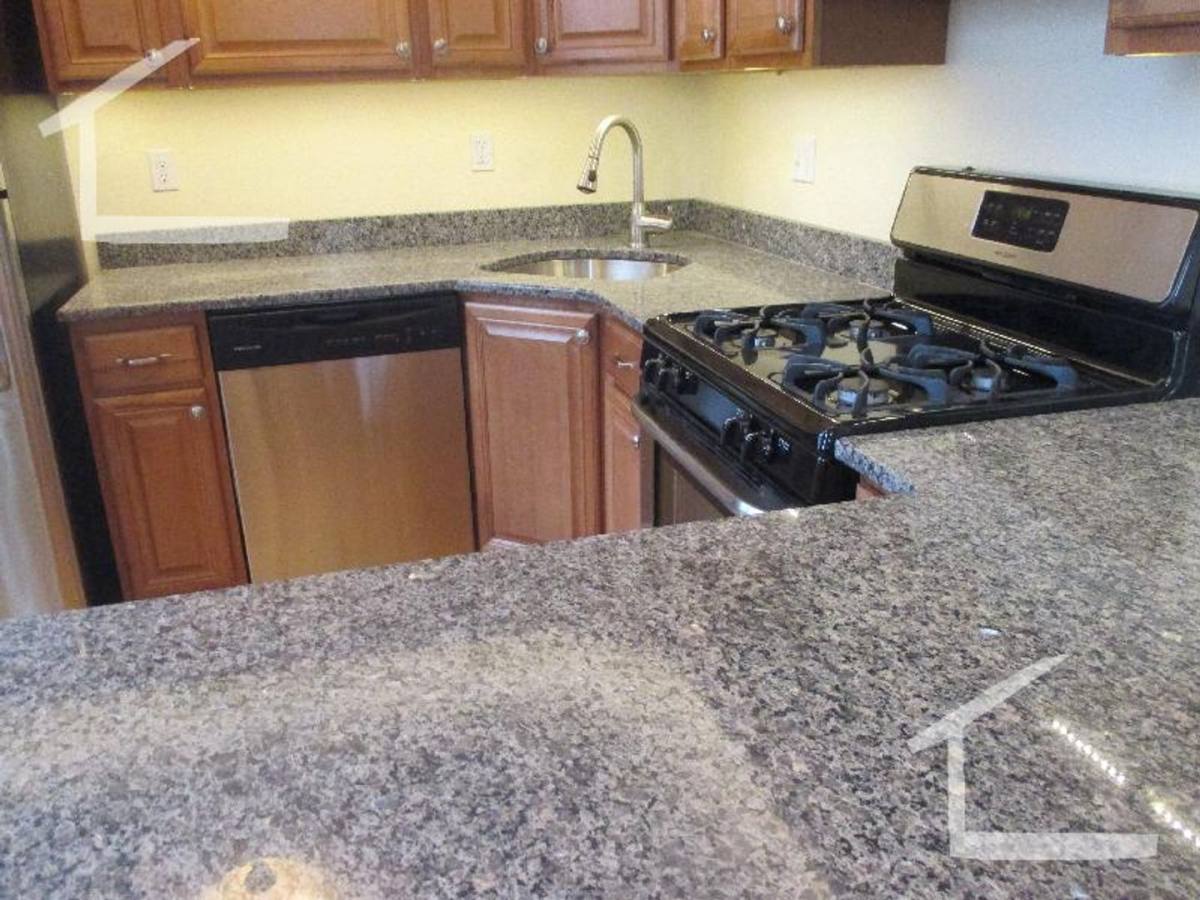 Apartment for rent at 5 Smythe St #2, Brookline, MA 02445