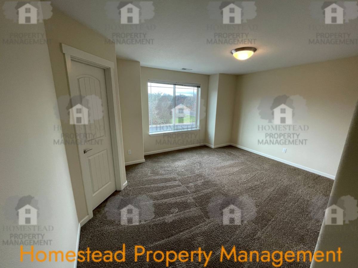 Apartment for rent at 1220-1222 SE Academy St, Dallas, OR 97338
