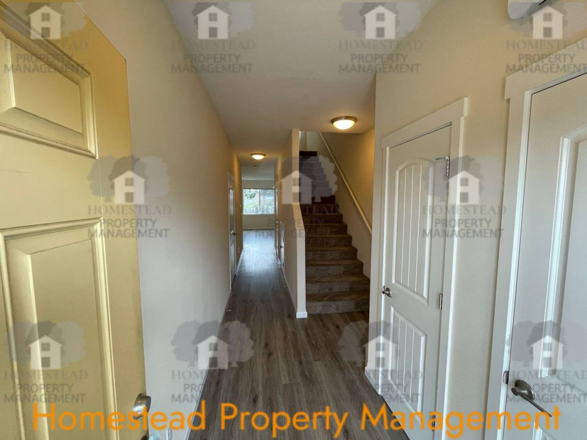 Apartment for rent at 1220-1222 SE Academy St, Dallas, OR 97338
