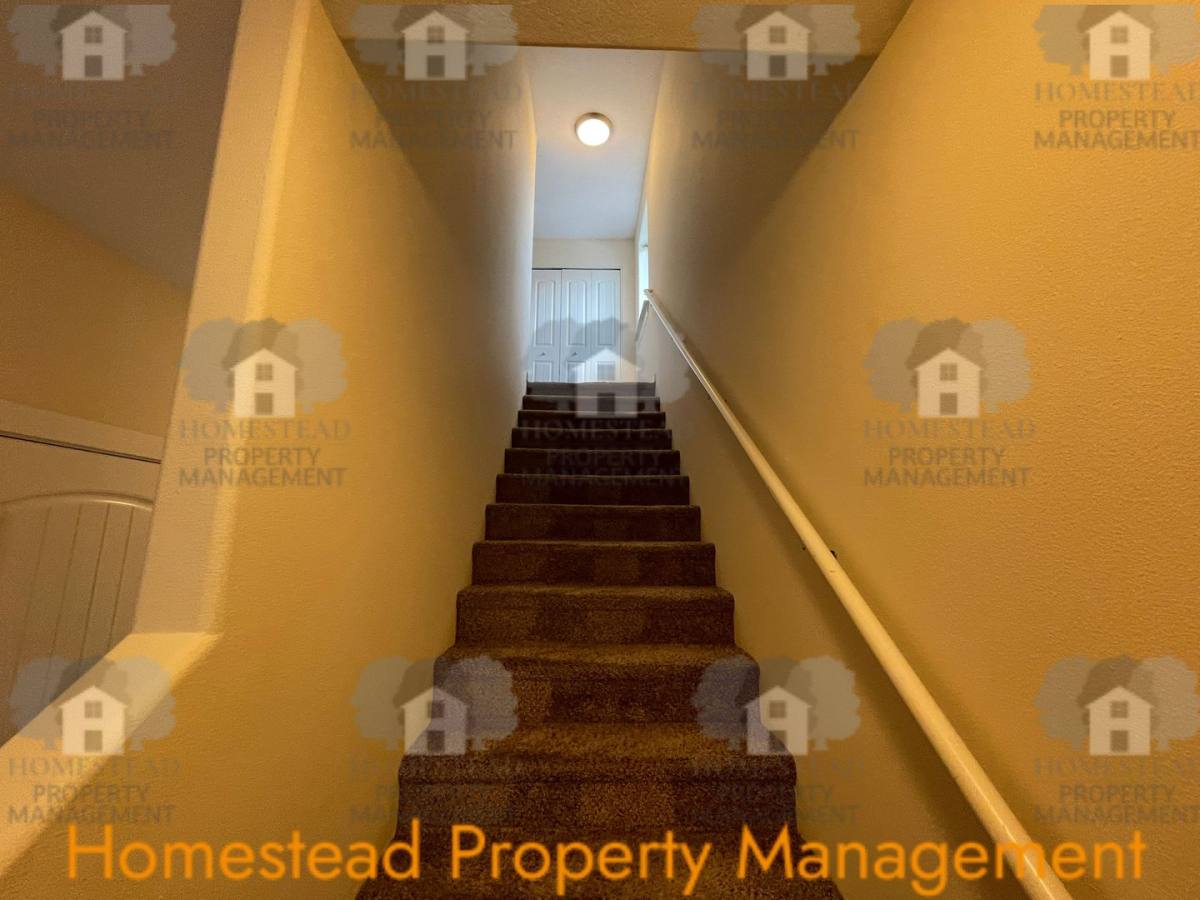 Apartment for rent at 1220-1222 SE Academy St, Dallas, OR 97338