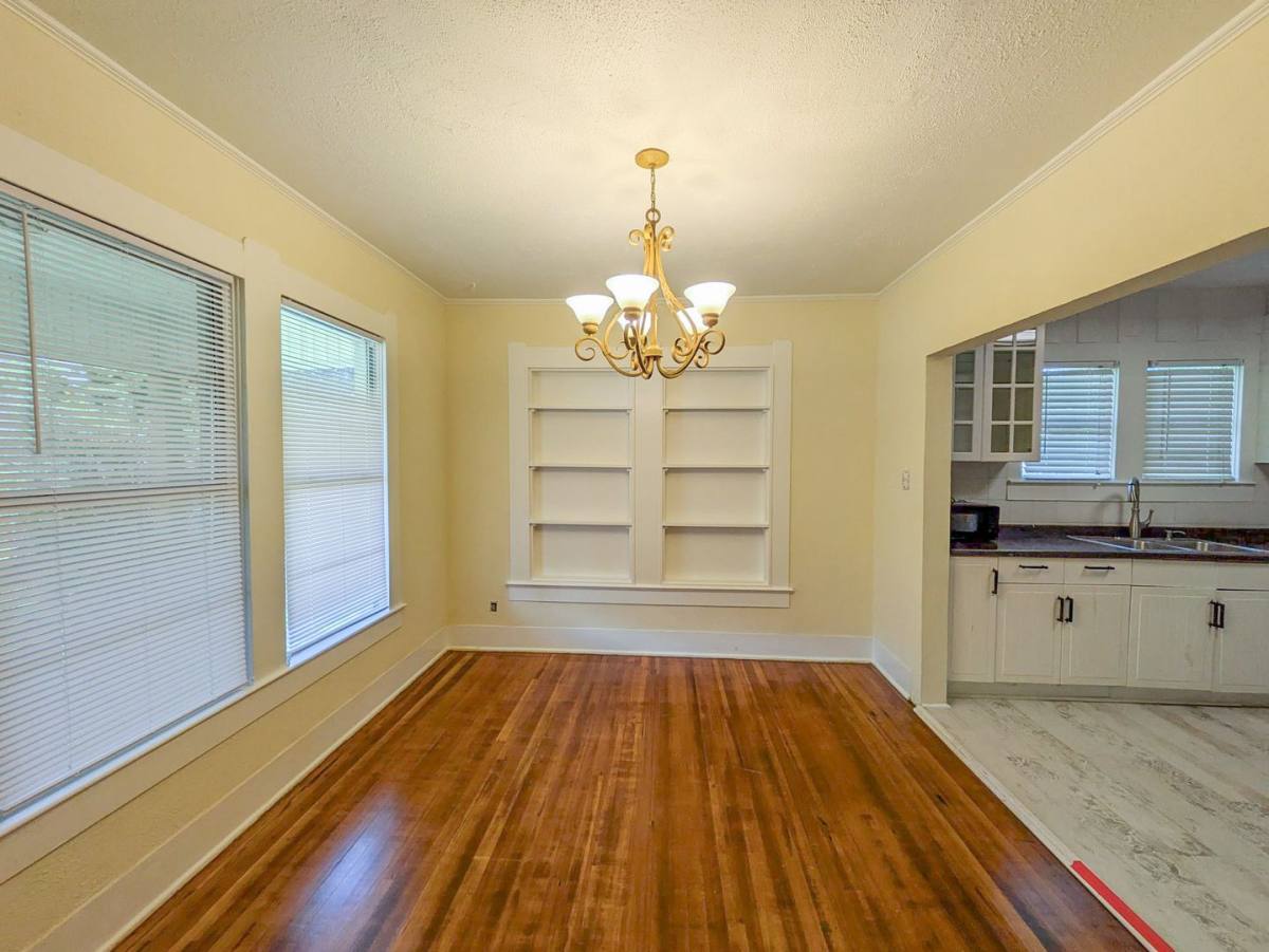 House for rent at 458 Belvedere Dr, Beaumont, TX 77706
