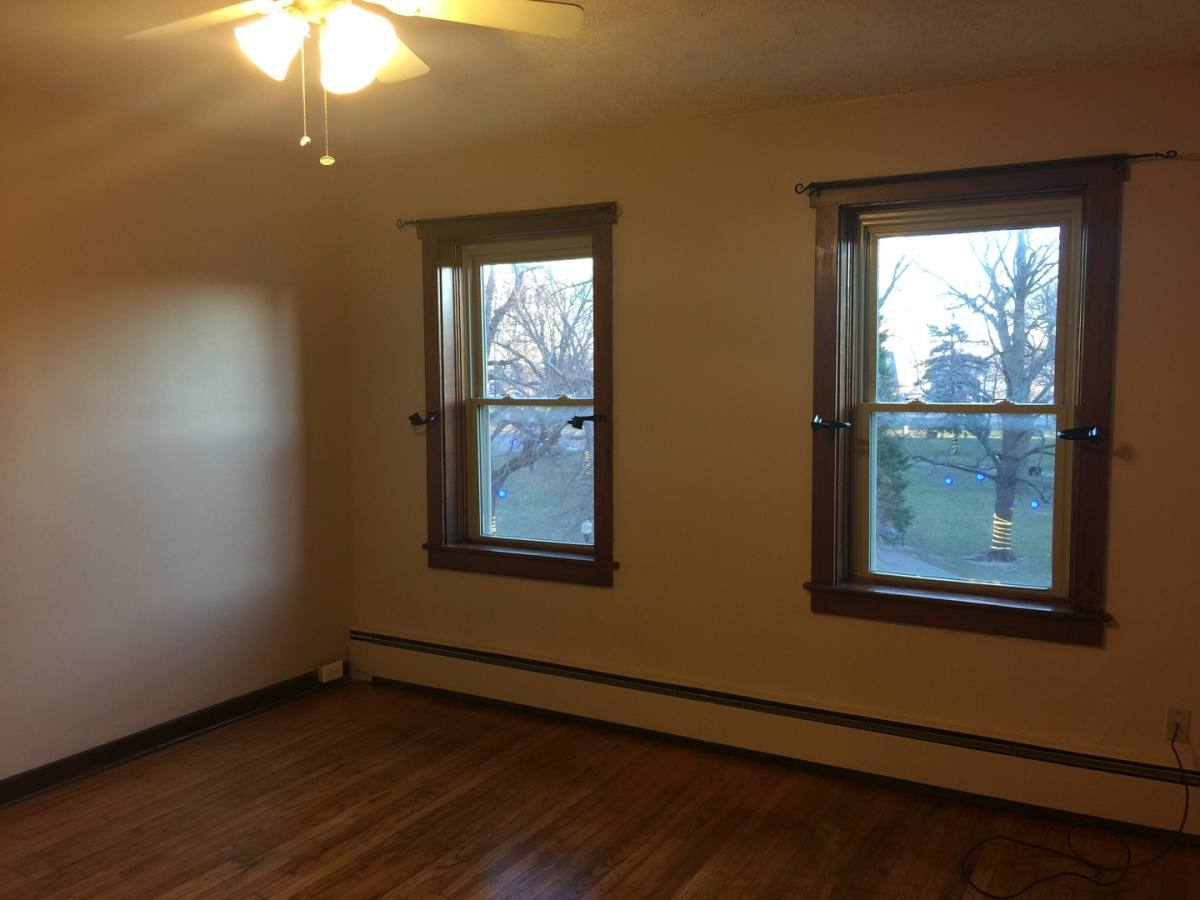 Apartment for rent at 403 Hampshire St, Quincy, IL 62301