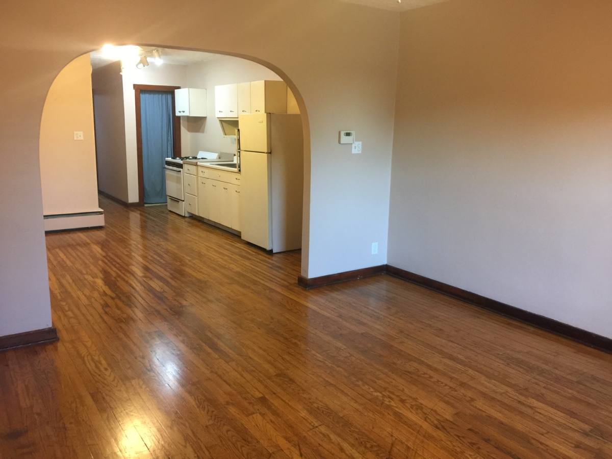 Apartment for rent at 403 Hampshire St, Quincy, IL 62301