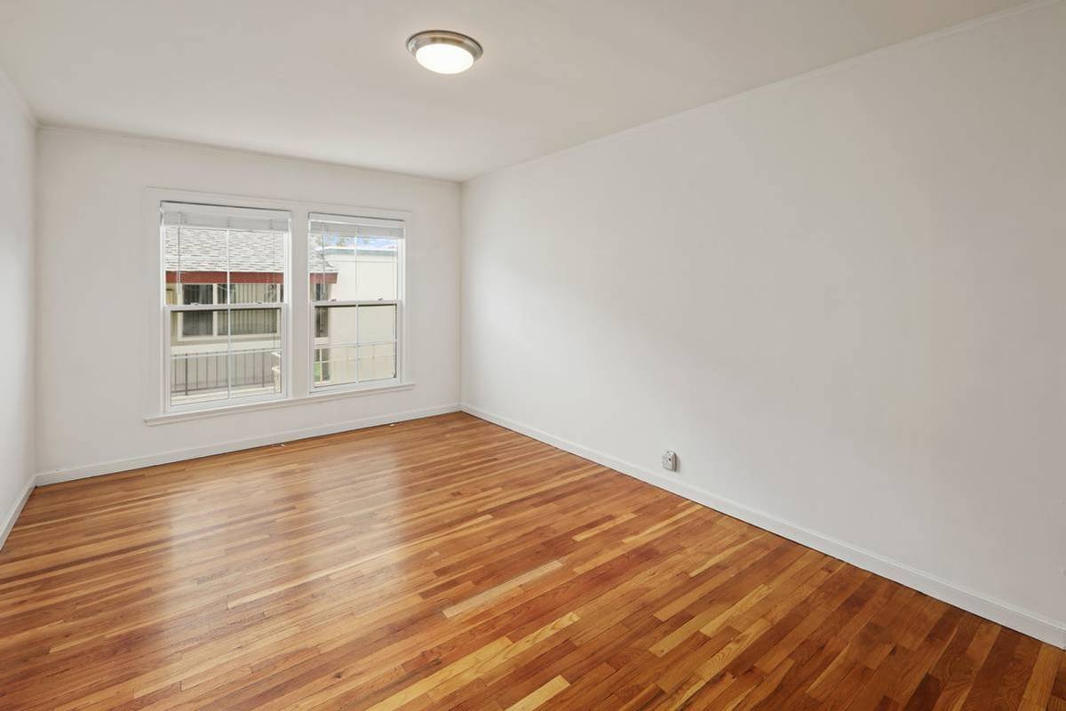 Apartment for rent at 1419-1421 Oak Grove Ave, Burlingame, CA 94010