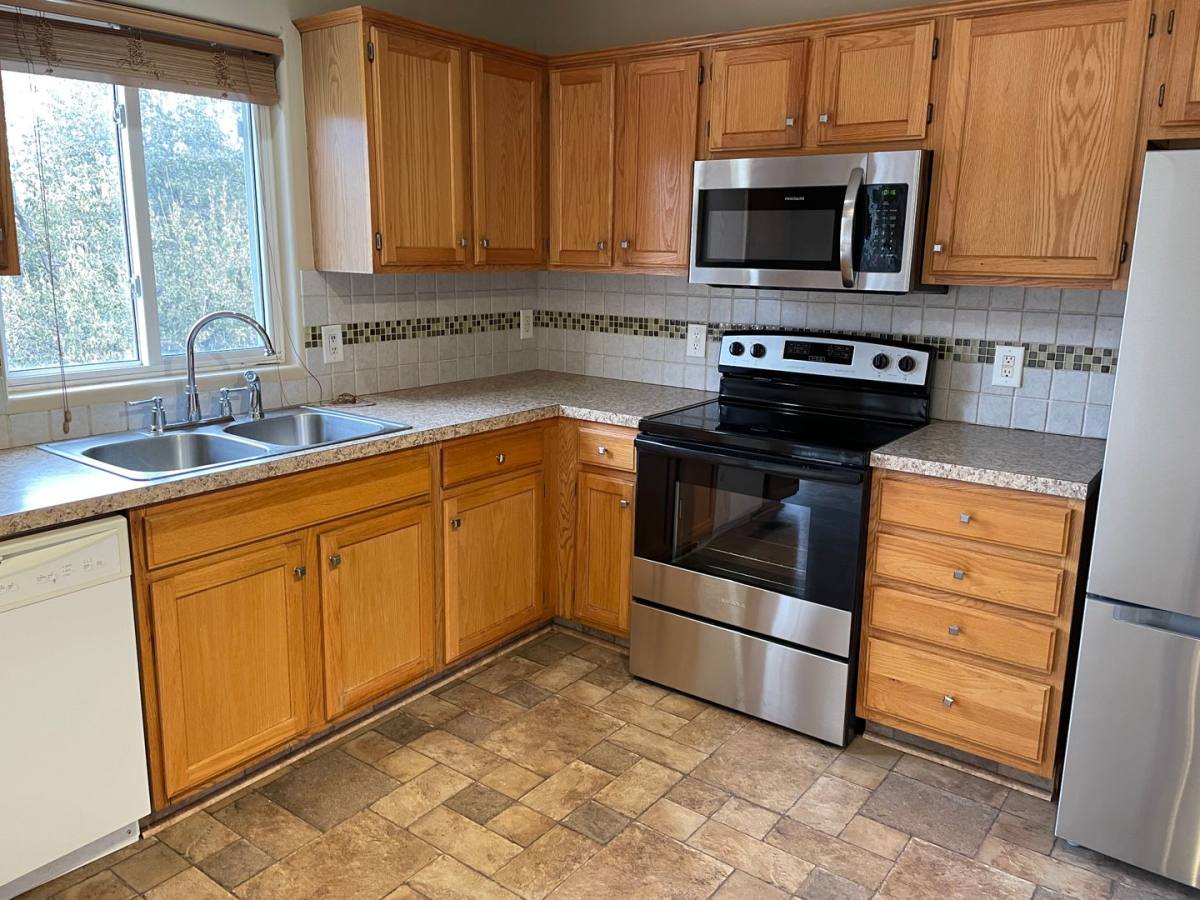 House for rent at 1704 Yorktown St, Bellevue, NE 68123