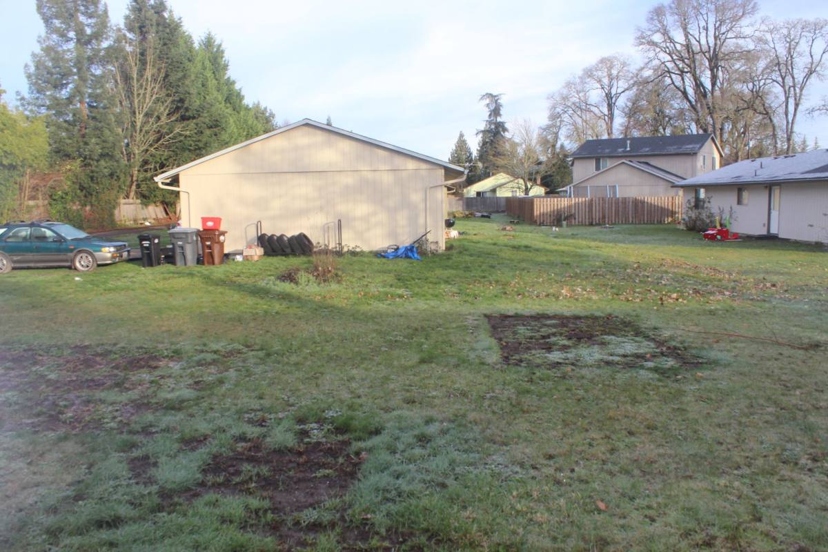 House for rent at 3233 NE Brogden St, Hillsboro, OR 97124