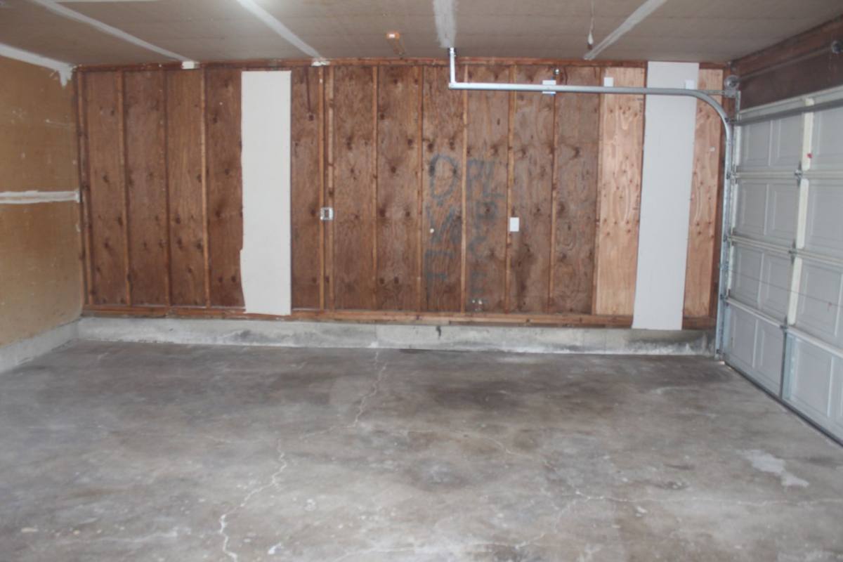 House for rent at 3233 NE Brogden St, Hillsboro, OR 97124