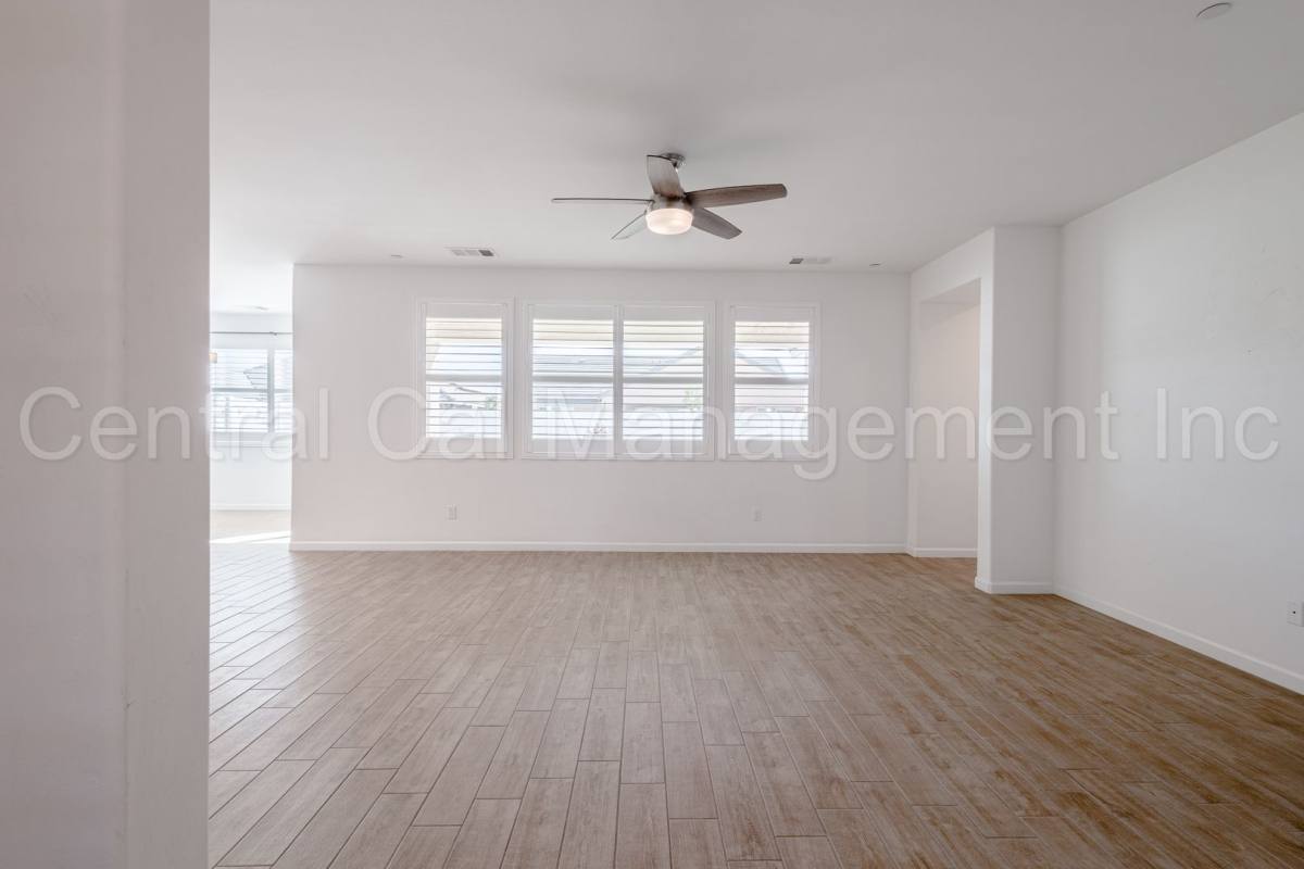 House for rent at 14409 Barbon Beck Ave, Bakersfield, CA 93311