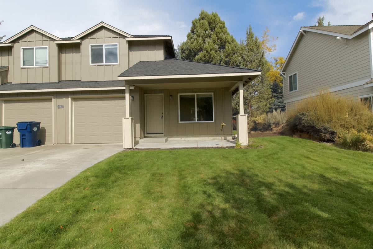 Townhouse for rent at 20812 NE Comet Lane, Bend, OR 97701