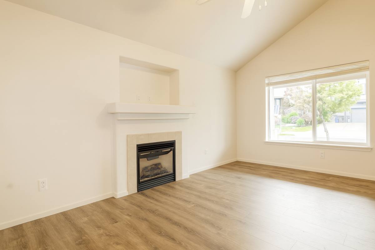Townhouse for rent at 20812 NE Comet Lane, Bend, OR 97701
