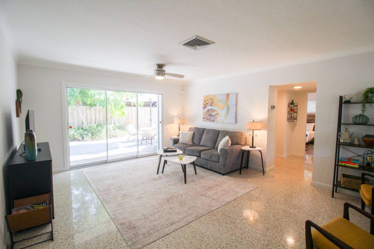 House for rent at 671 47th St, Sarasota, FL 34234