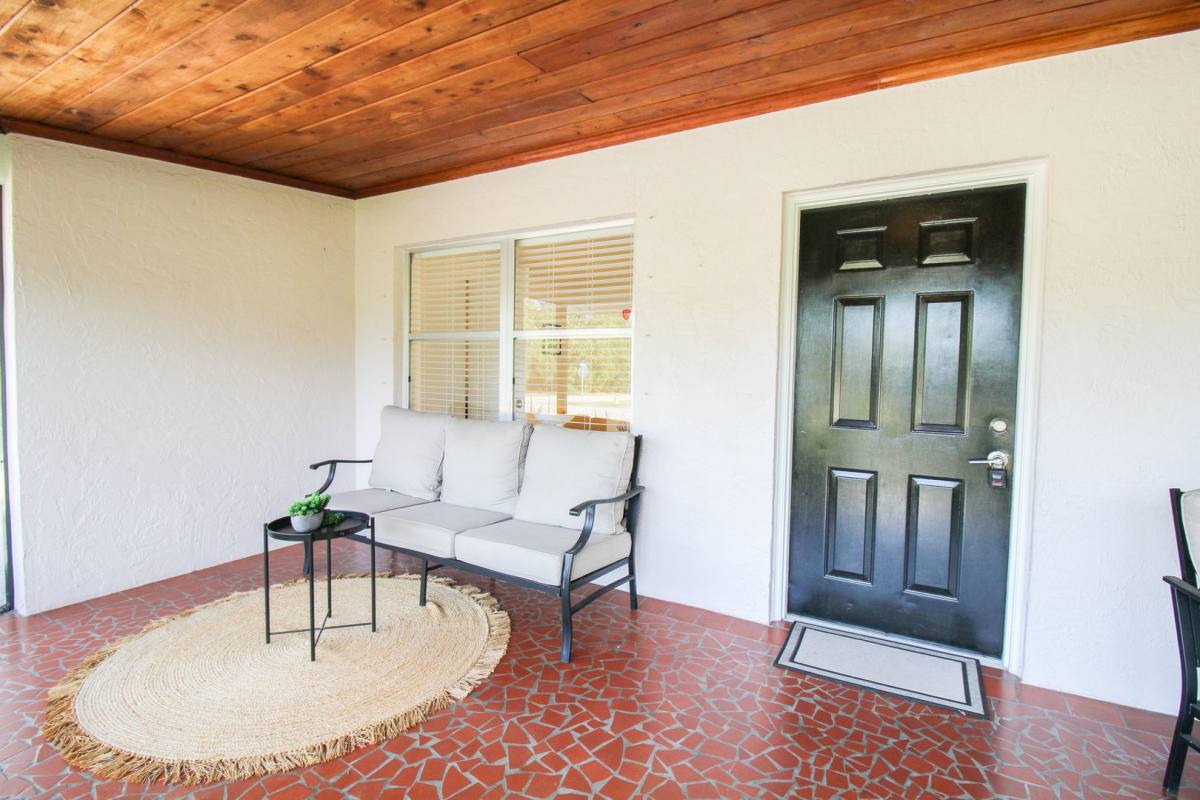 House for rent at 671 47th St, Sarasota, FL 34234