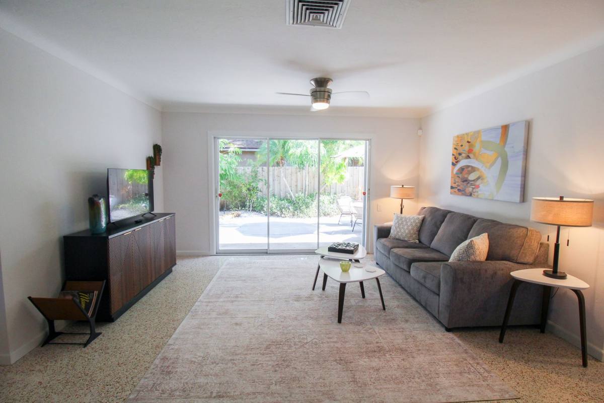 House for rent at 671 47th St, Sarasota, FL 34234