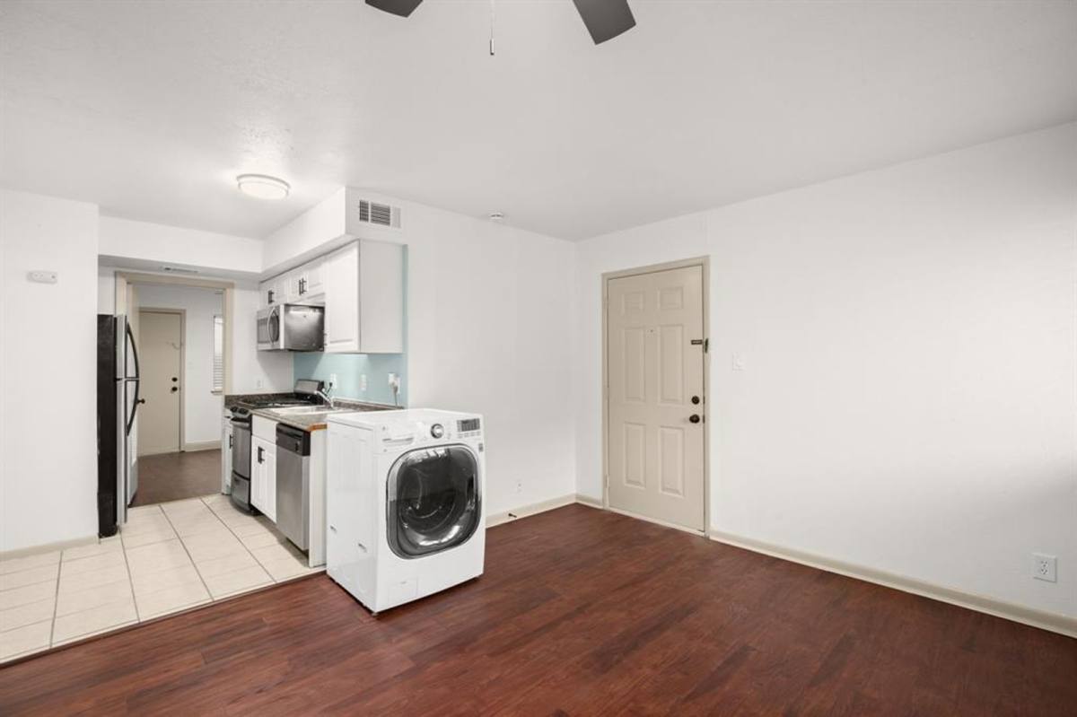 Condo for rent at 1010 W 23rd, Austin, TX 78705