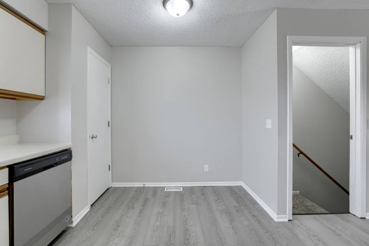 Apartment for rent at 4928 Dudley St, Lincoln, NE 68504