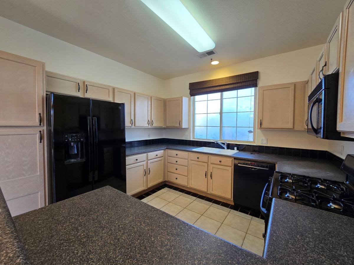 House for rent at 4421 Blue Juniper Loop, Santa Fe, NM 87507