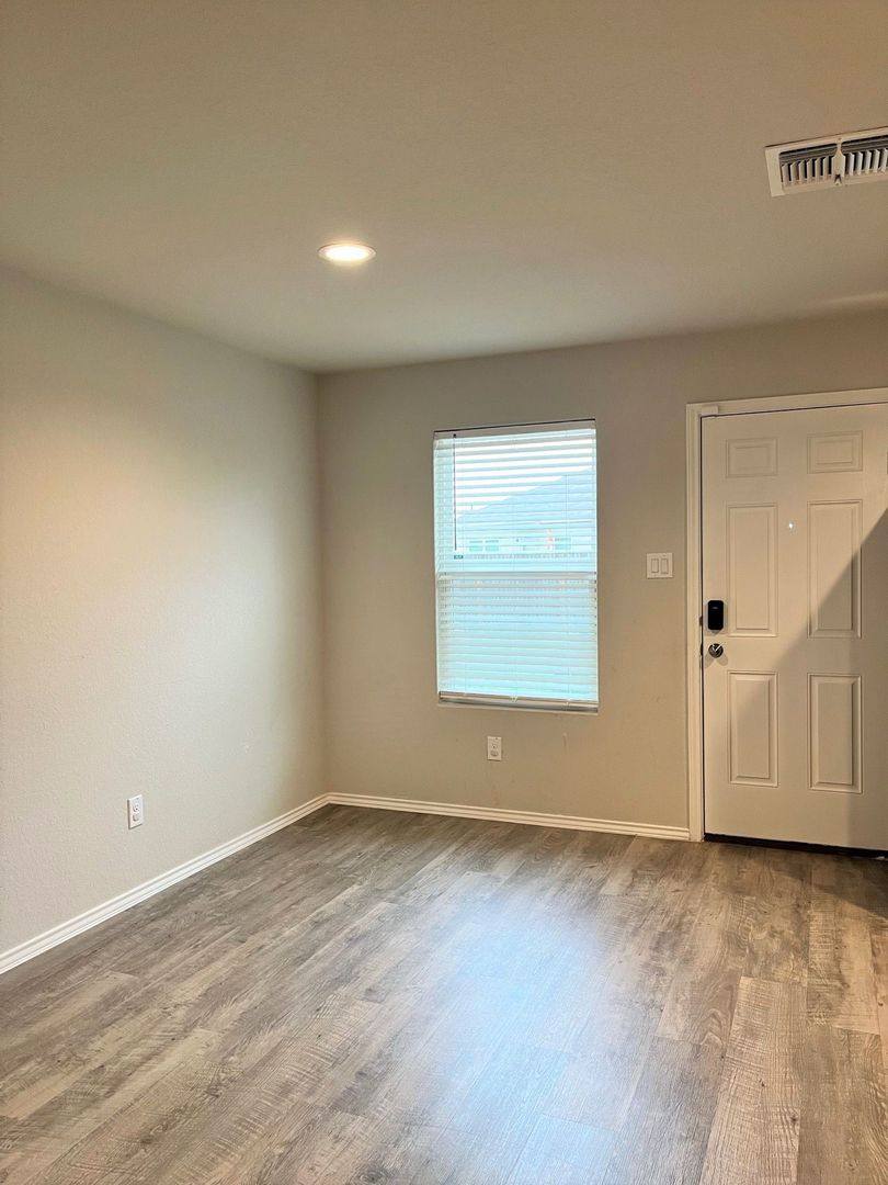 House for rent at 7515 Crestway Ridge, San Antonio, TX 78244