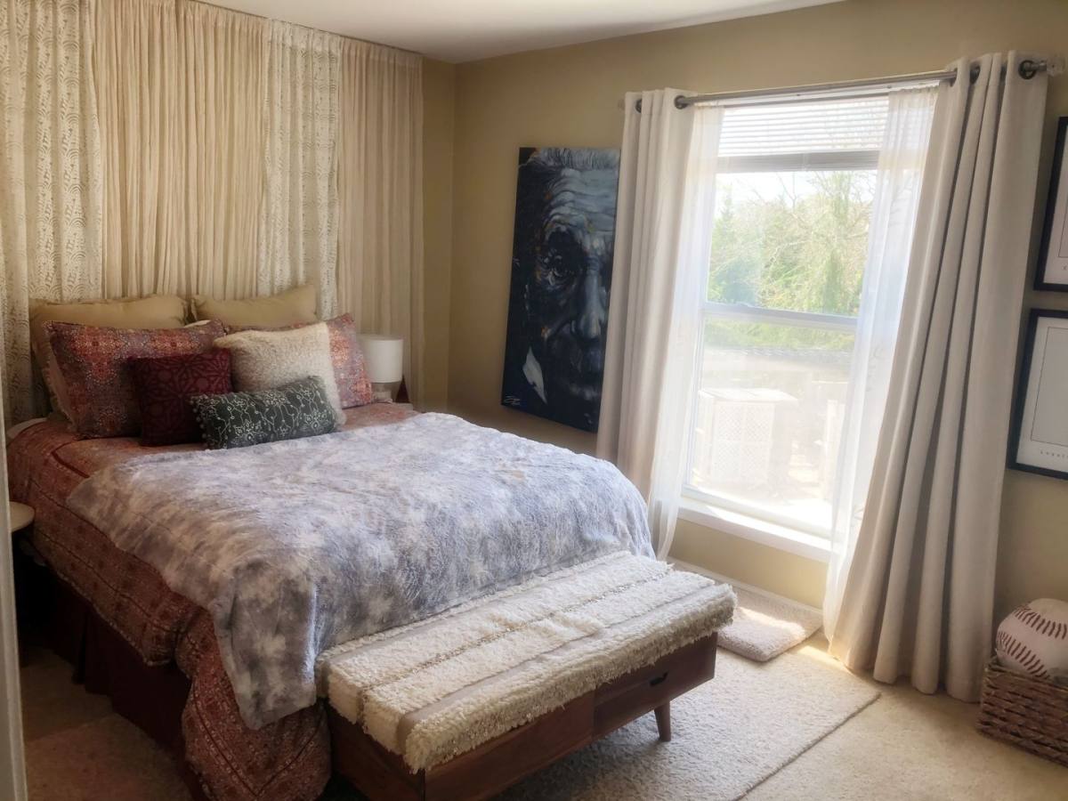 Apartment for rent at 537 Fourth St, Athens, GA 30601