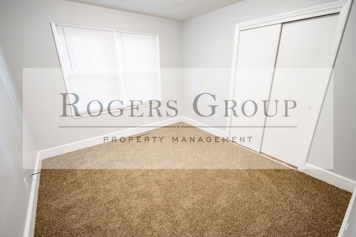 House for rent at 815 Eastway Dr, Henderson, NC 27536