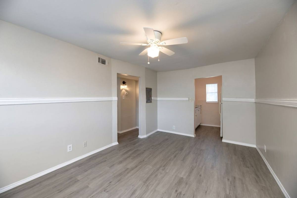 Apartment for rent at 2408 Meyers St, Dallas, TX 75215