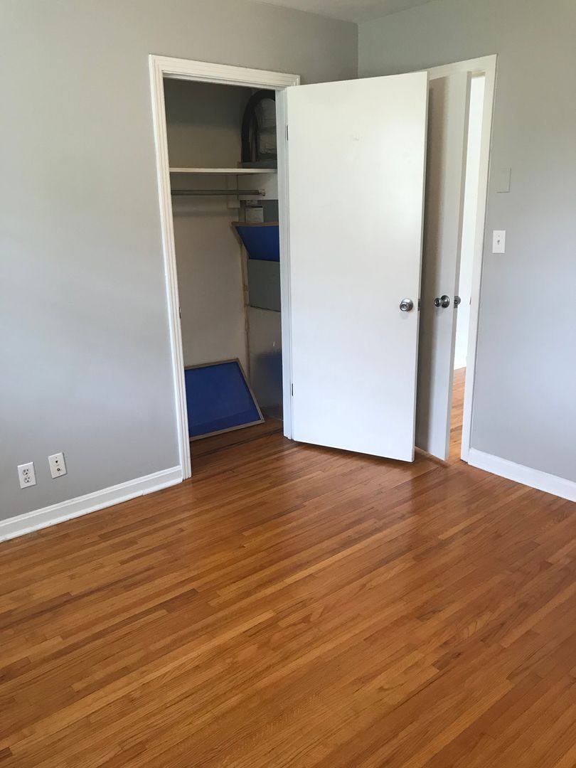 Apartment for rent at 1860 Memorial Dr, Clarksville, TN 37043
