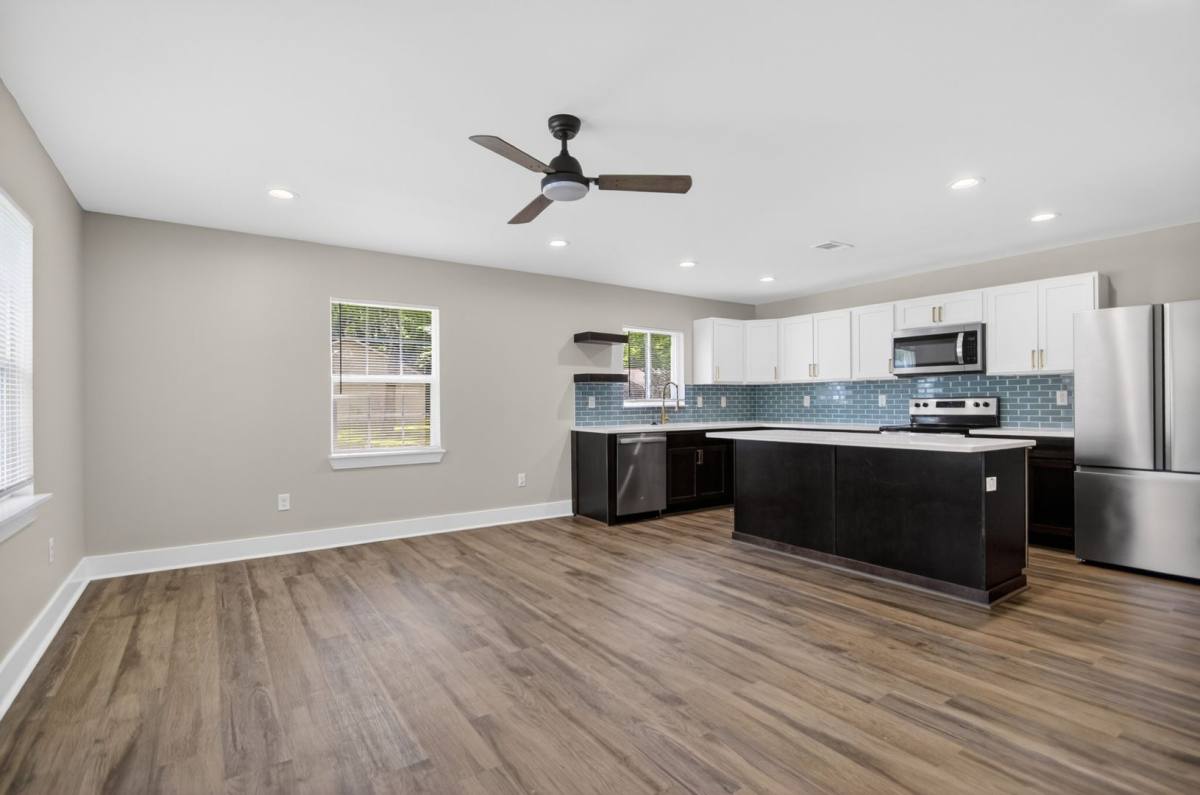Apartment for rent at 115 Mitchell St, Conway, AR 72034