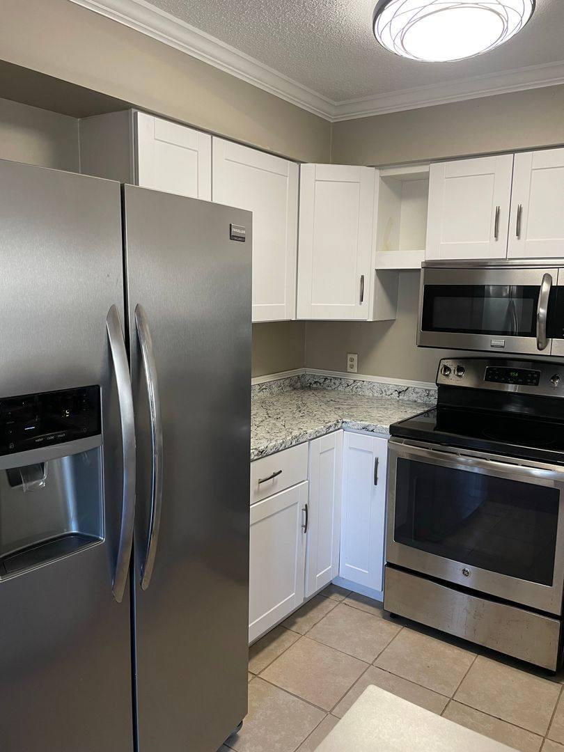 Townhouse for rent at 110 Kingsbridge Lane, Yorktown, VA 23692