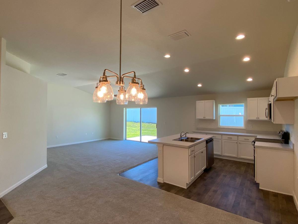 House for rent at 8190 N Wakefield Dr, Dunnellon, FL 34434