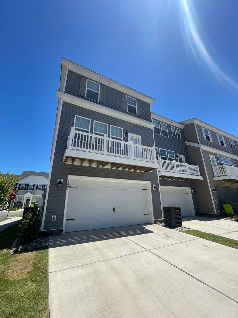 Condo for rent at 1801 Moravian Walk, Chesapeake, VA 23323