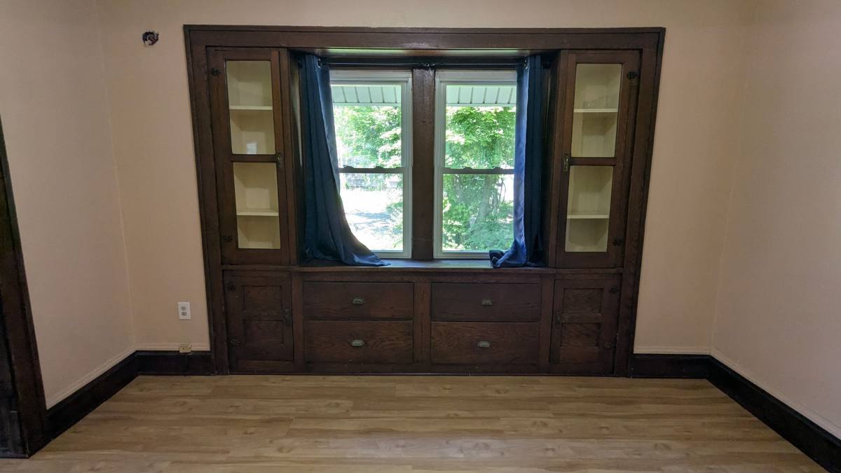House for rent at 443 W Thornton St, Akron, OH 44307