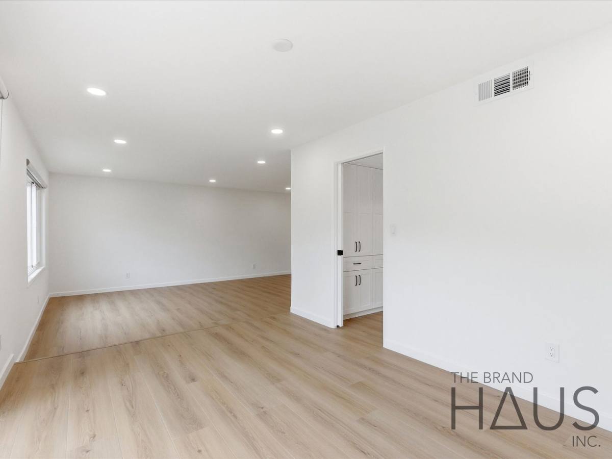 House for rent at 6861 Defiance Dr, Huntington Beach, CA 92647