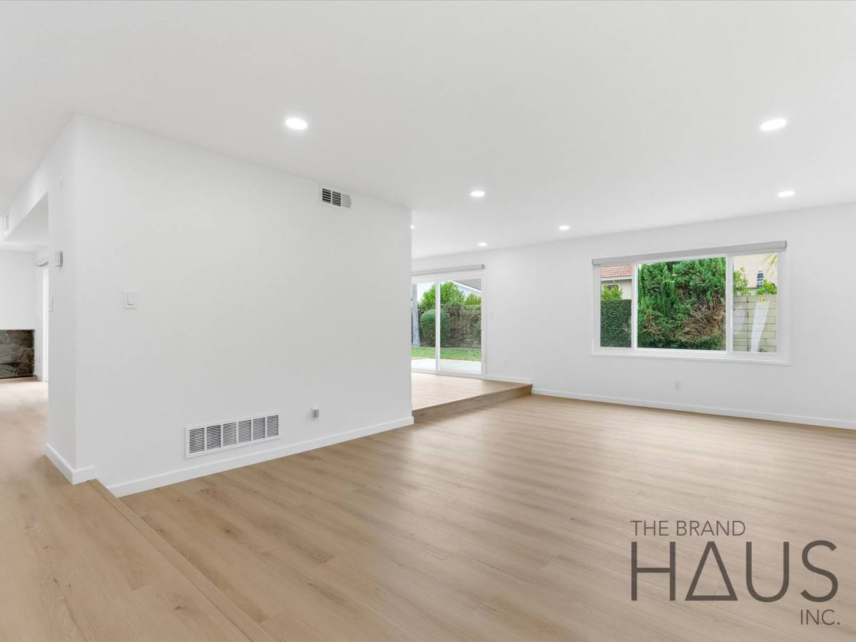 House for rent at 6861 Defiance Dr, Huntington Beach, CA 92647