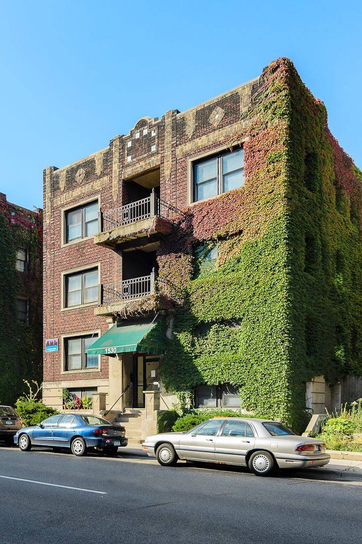 Apartment for rent at 1530 Lasalle Ave, Minneapolis, MN 55403