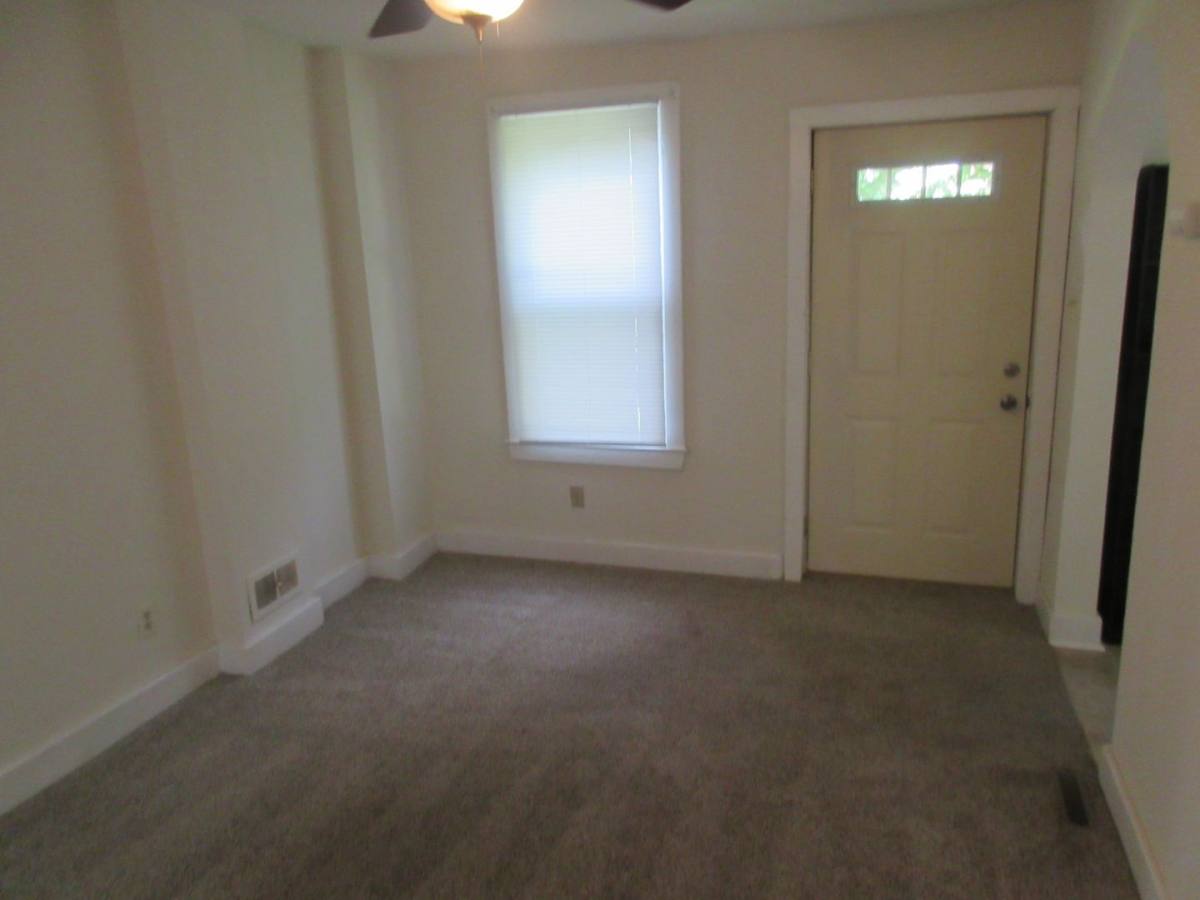 Apartment for rent at 409 E Wall St, Janesville, WI 53545