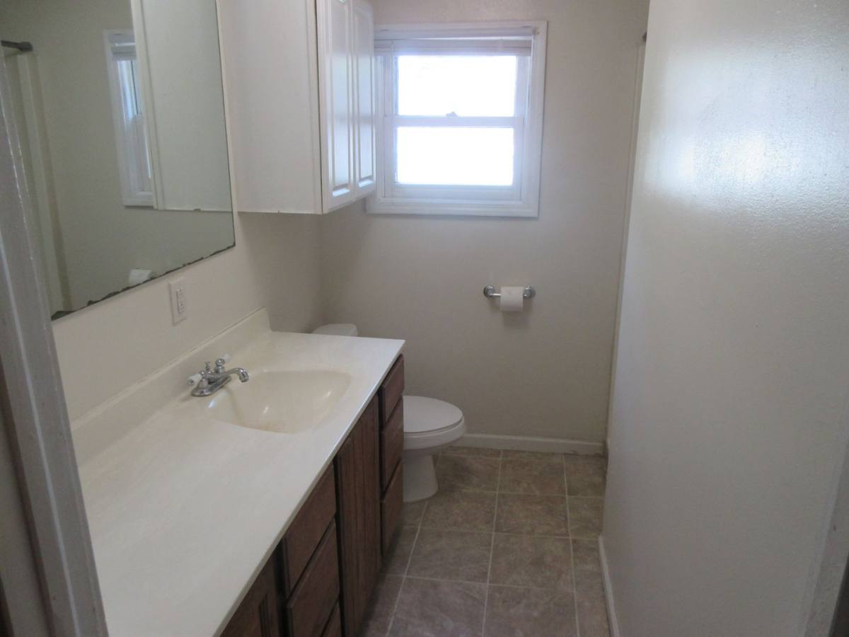 Apartment for rent at 409 E Wall St, Janesville, WI 53545