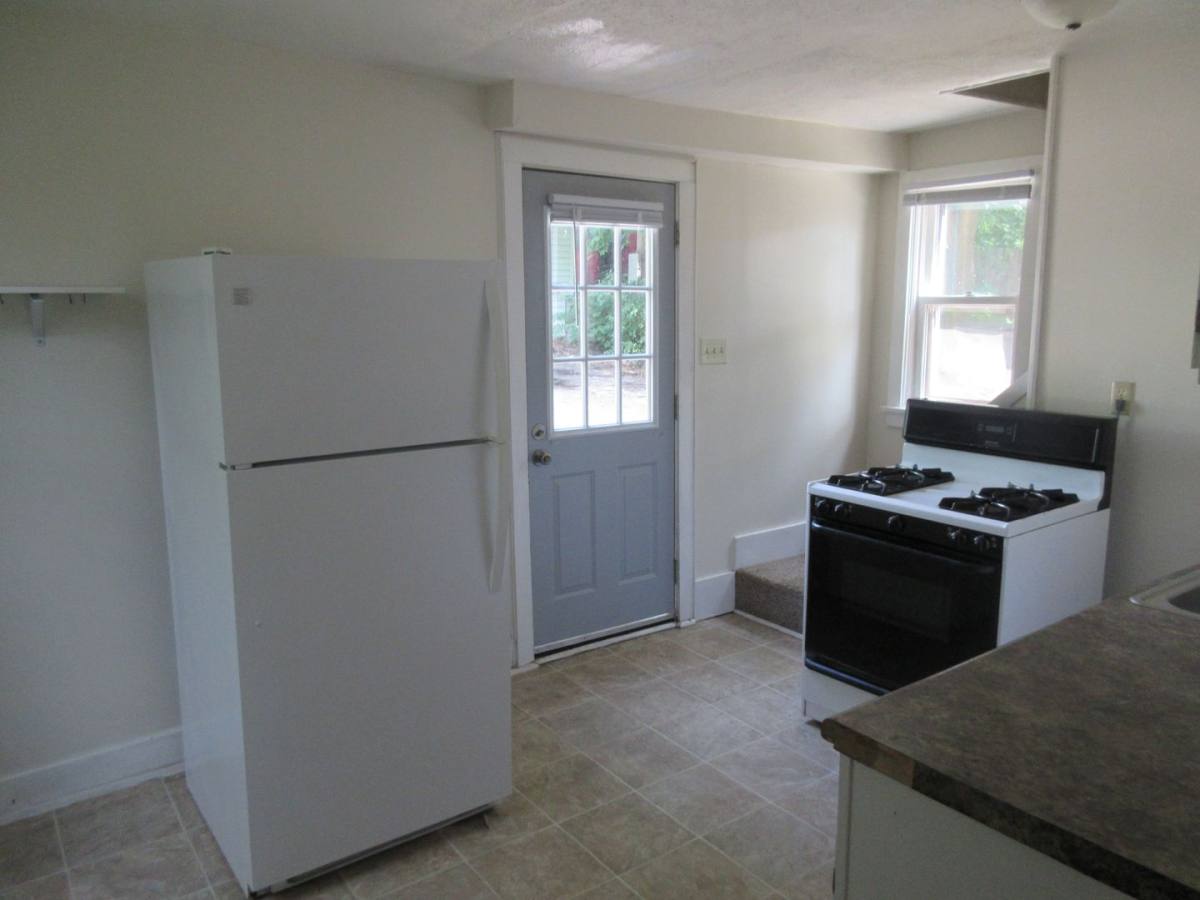 Apartment for rent at 409 E Wall St, Janesville, WI 53545