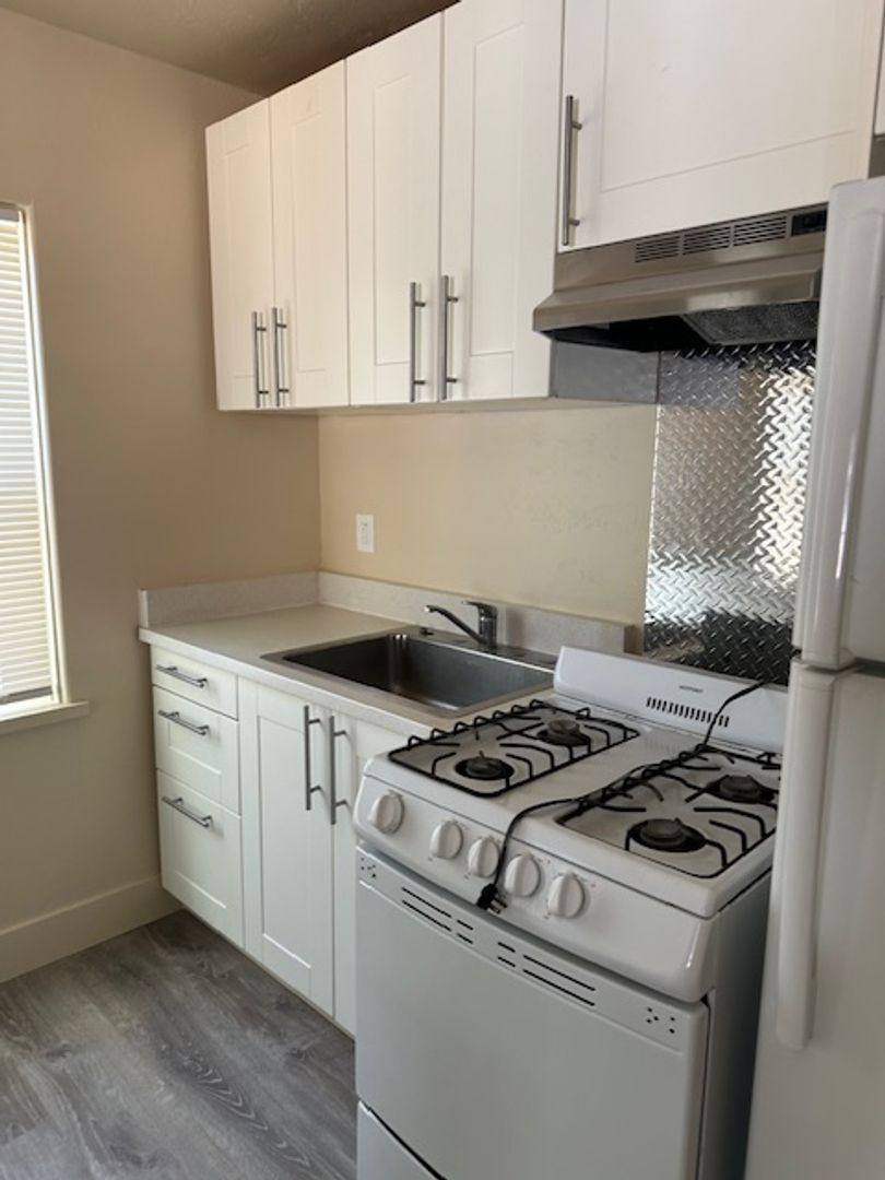 Apartment for rent at 1701 Lake St, Calistoga, CA 94515