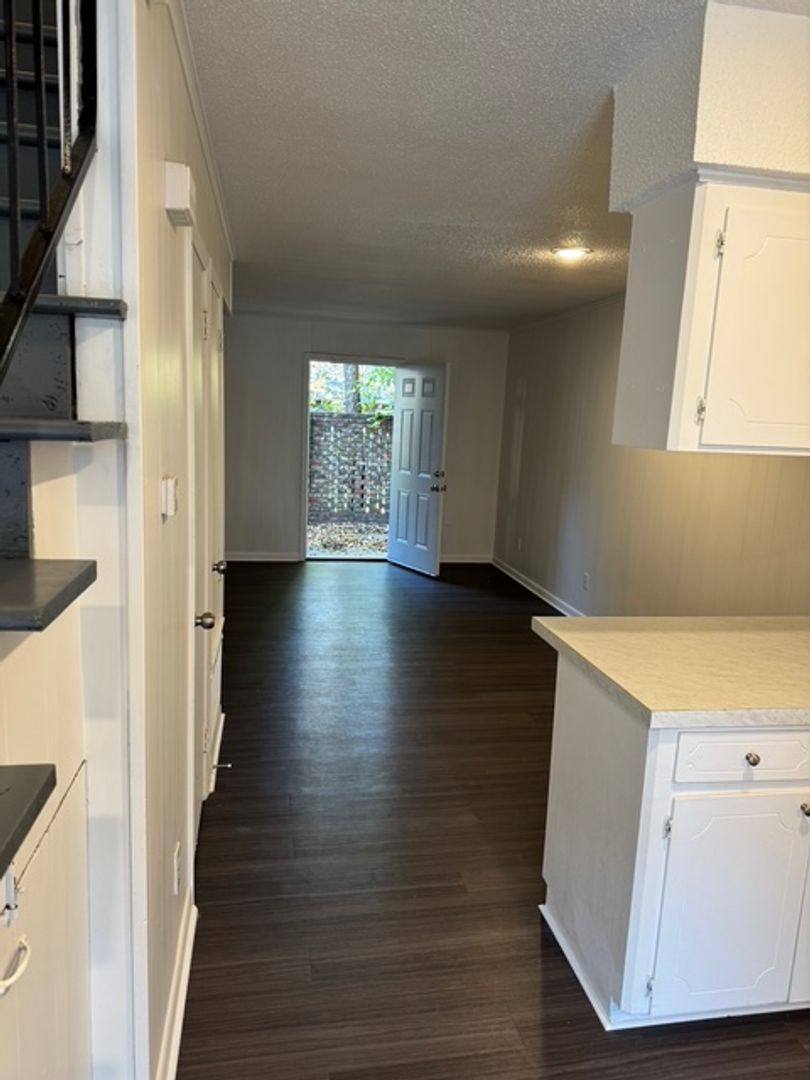 Apartment for rent at 4001 Camp Robinson Rd, North Little Rock, AR 72118