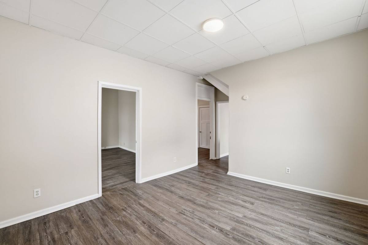 House for rent at 2009 McCallie Ave #A, Chattanooga, TN 37404