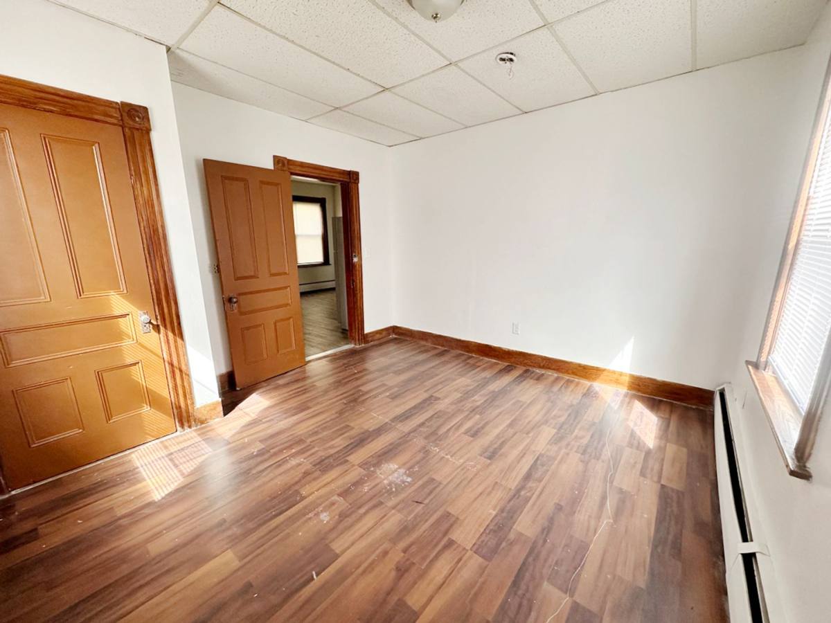 Apartment for rent at 218-222 Laurel St, Fitchburg, MA 01420