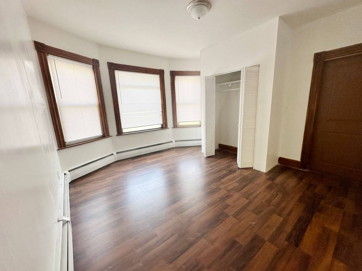 Apartment for rent at 218-222 Laurel St, Fitchburg, MA 01420