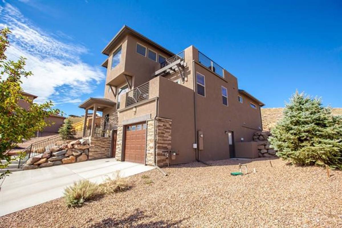 House for rent at 207 Secret Canyon Court, Grand Junction, CO 81503
