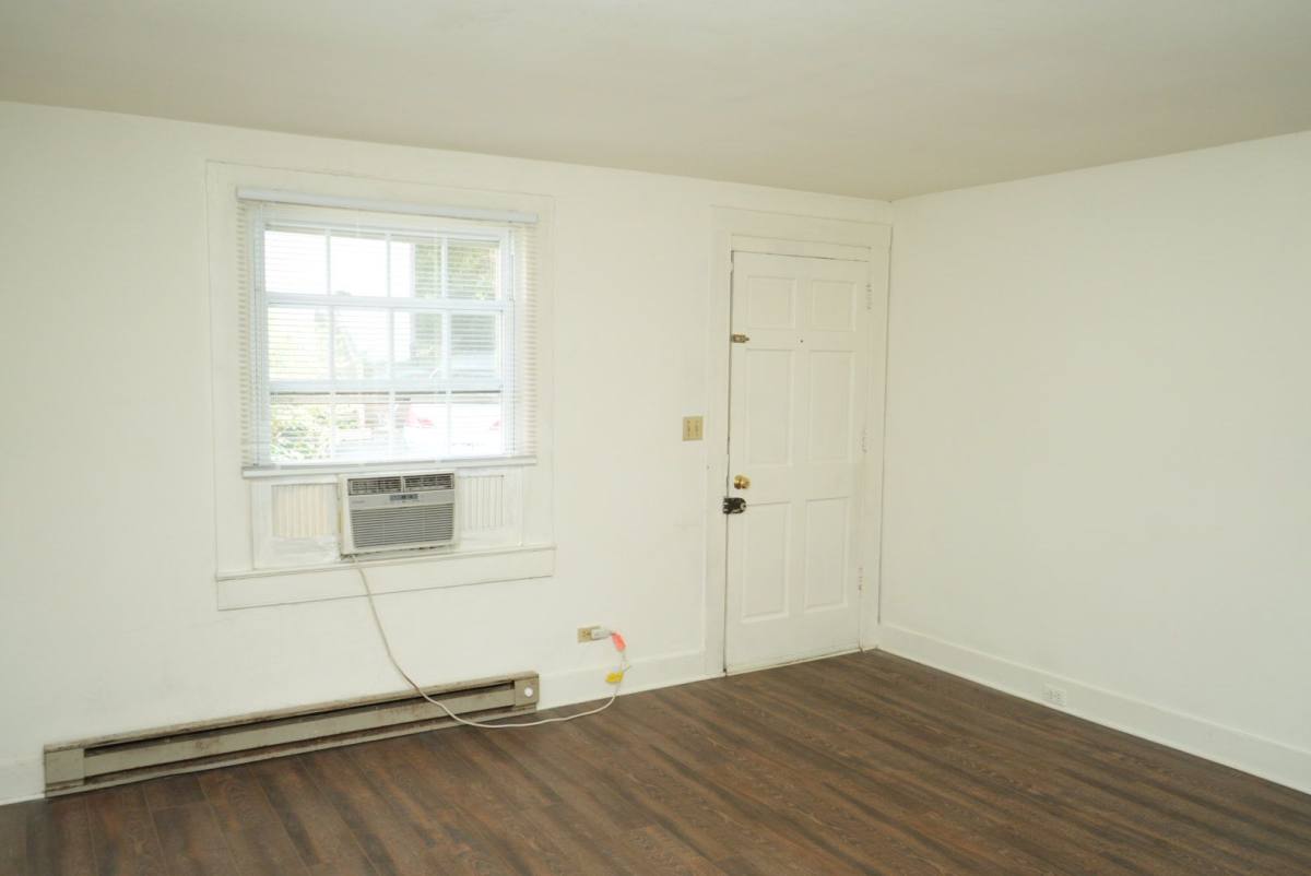 Apartment for rent at 330 15th St NW, Charlottesville, VA 22903