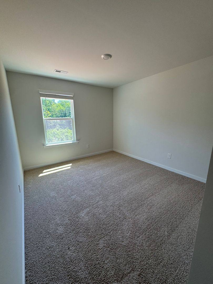 House for rent at 764 14th Ave Court NE, Hickory, NC 28601