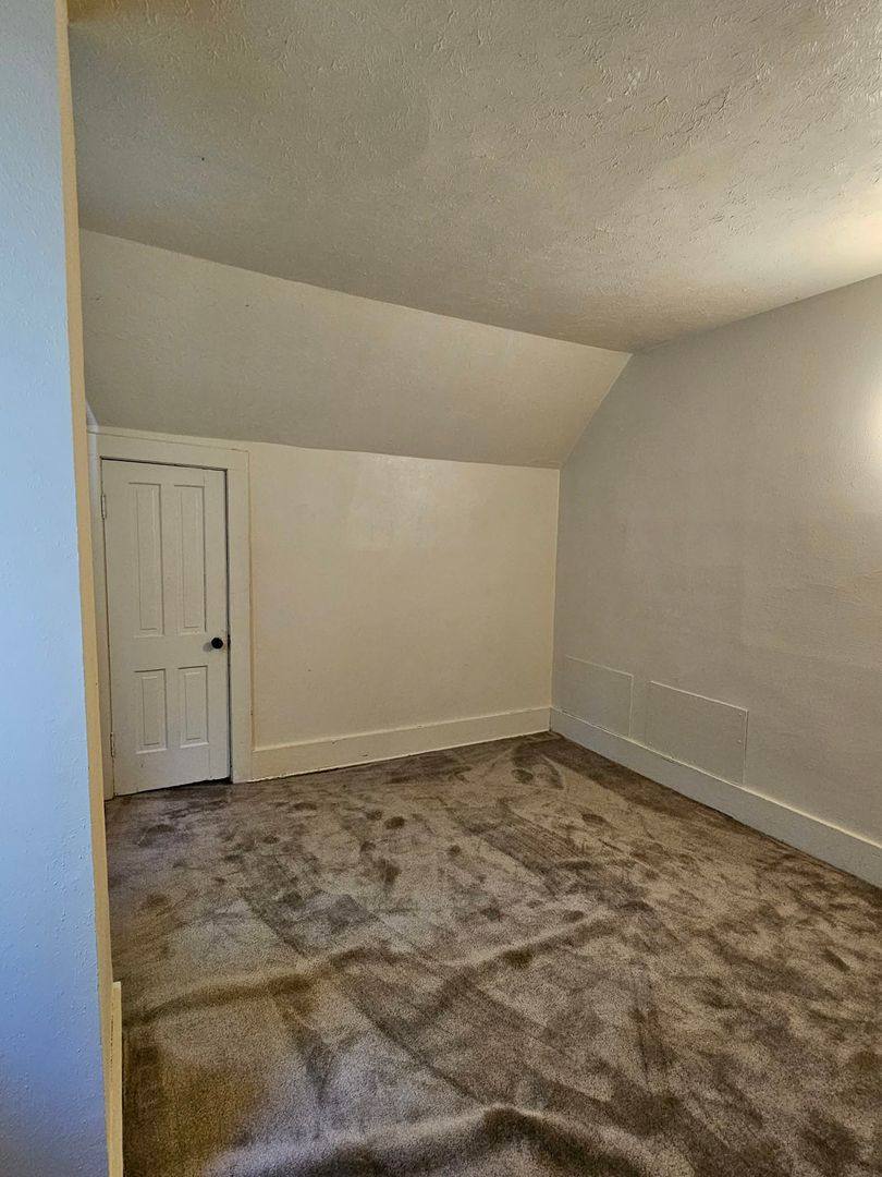 House for rent at 819 E Whitmer St, Decatur, IL 62521